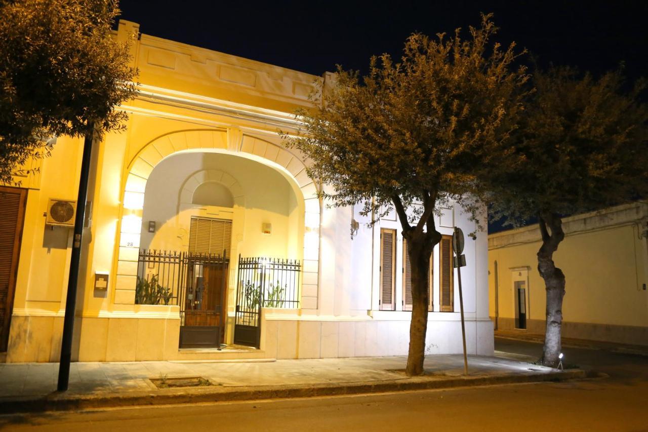 Campi Salentina B&B Viro מראה חיצוני תמונה