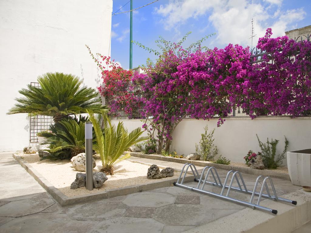 Campi Salentina B&B Viro מראה חיצוני תמונה