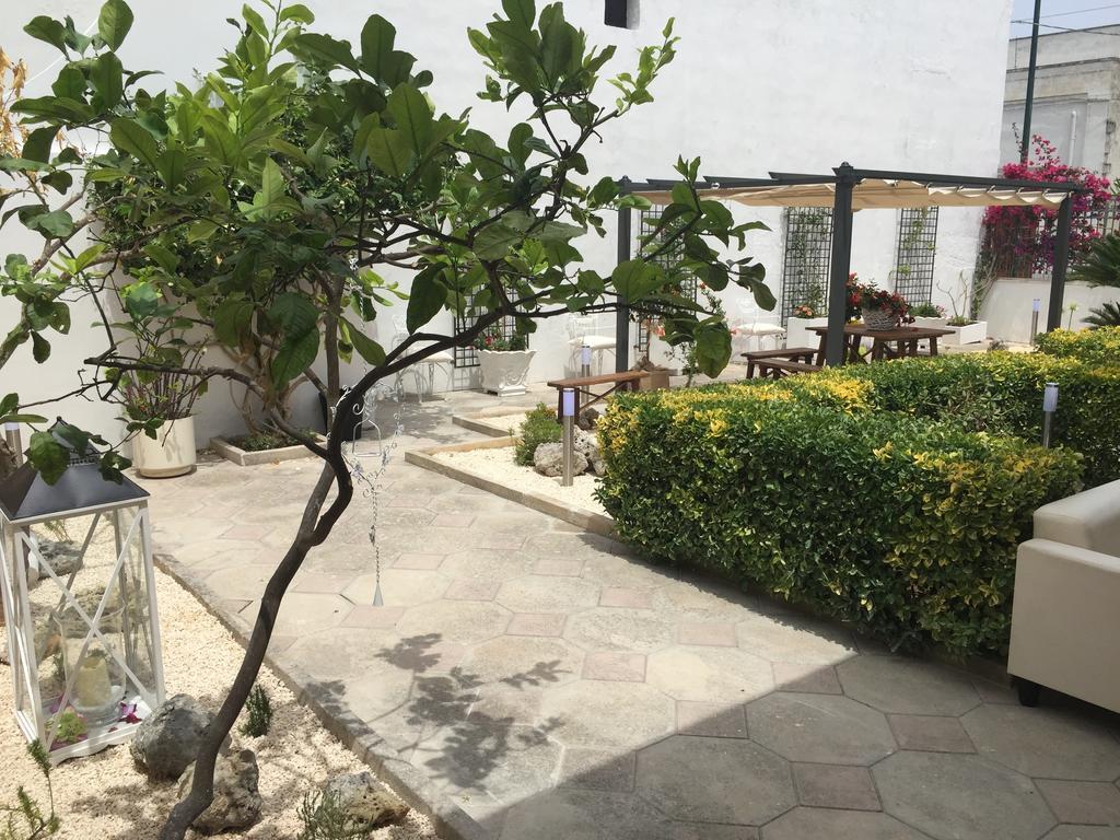 Campi Salentina B&B Viro מראה חיצוני תמונה