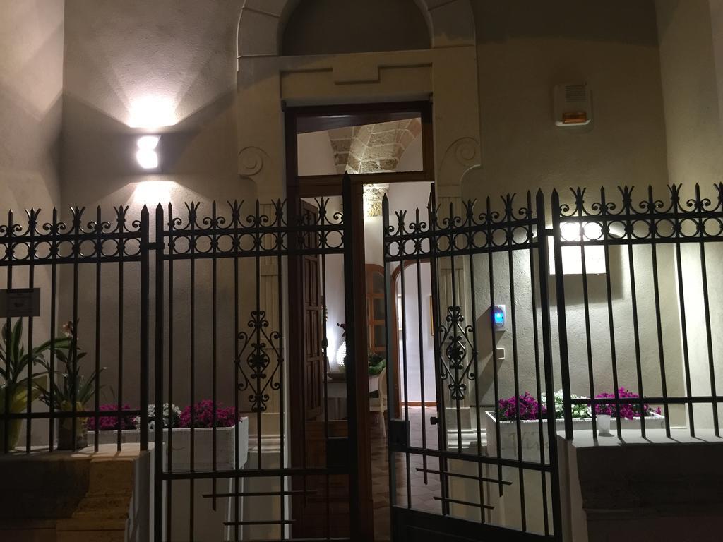 Campi Salentina B&B Viro מראה חיצוני תמונה