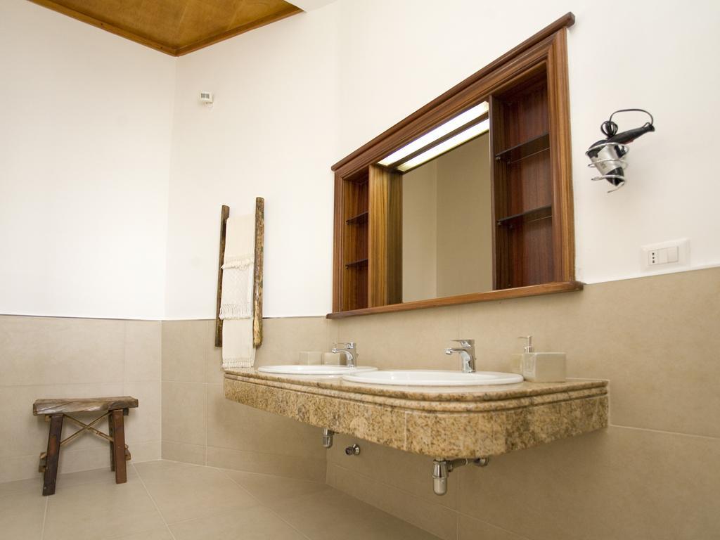 Campi Salentina B&B Viro חדר תמונה